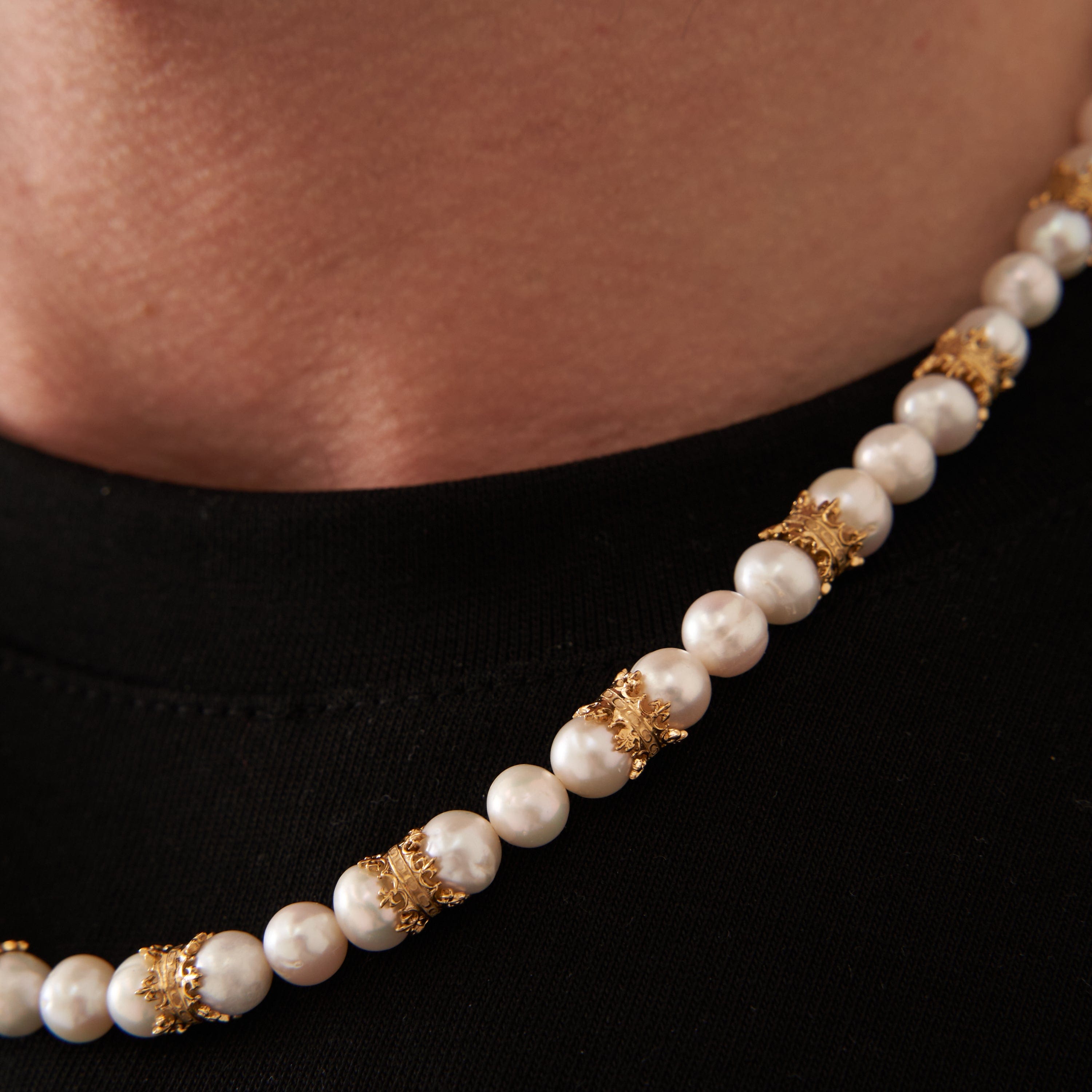 Crown Real Pearl Necklace (Gold)